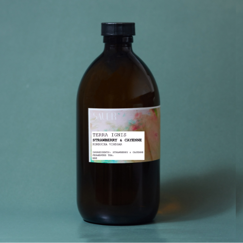 STRAWBERRY & CAYENNE JUN VINEGAR